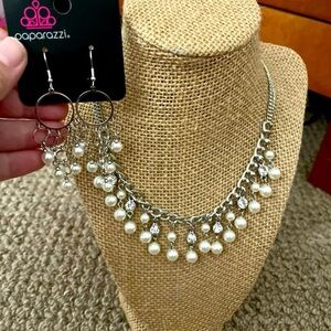 Pearl earring and necklace set